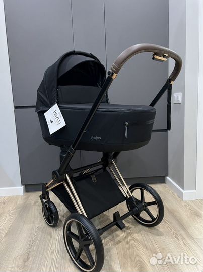 Коляска 3 в 1 Cybex Priam 4 2022 Deep Black