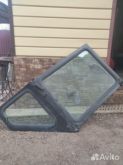 Дверь левая мтз 82