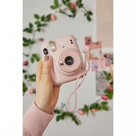 Fujifilm Instax Mini 12 Blossom Pink Фотокамера