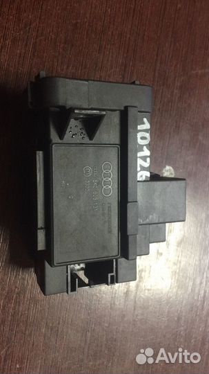 Замок зажигания Audi A4 B8/8K 2011 8K0909131