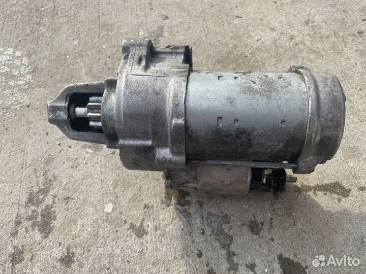 Стартер BMW F10 F13 F01/02 X5 E70 X6 E71