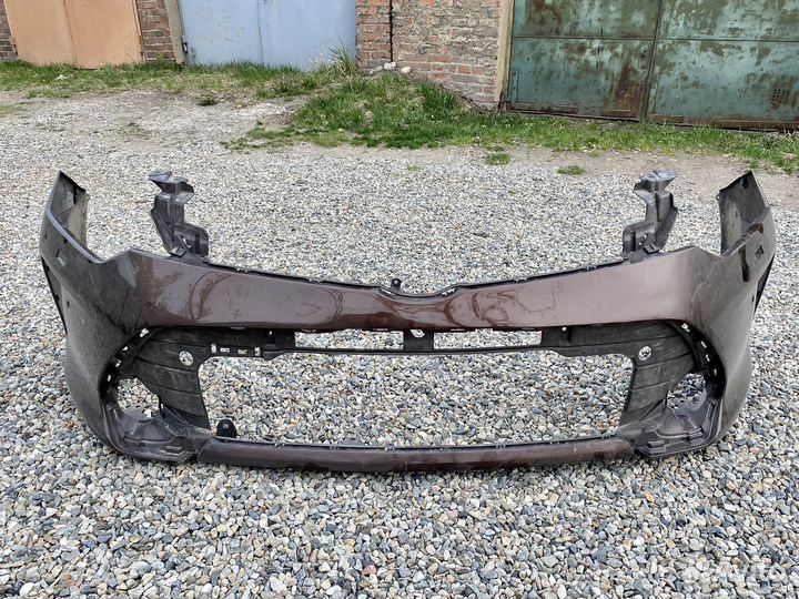 Передний бампер Toyota Camry 55 рестайлинг