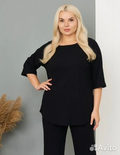 Брючный костюм женский