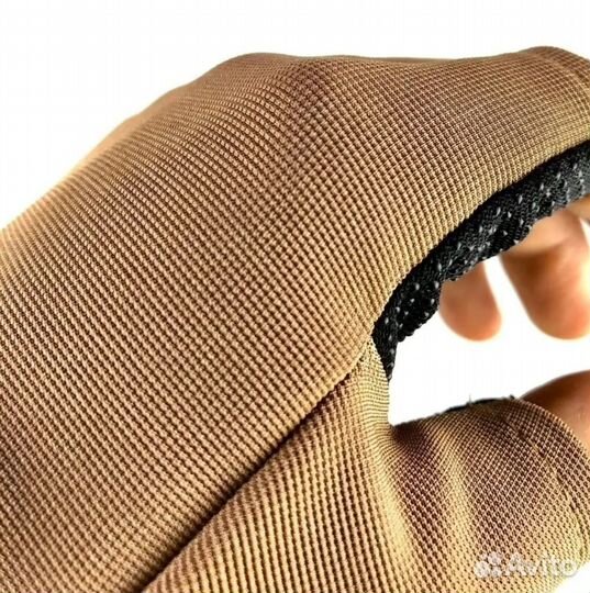 Перчатки спортивные новые