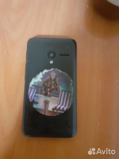 Телефон Alcatel