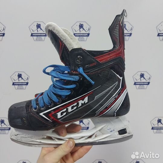 Коньки хоккейные CCM FT490