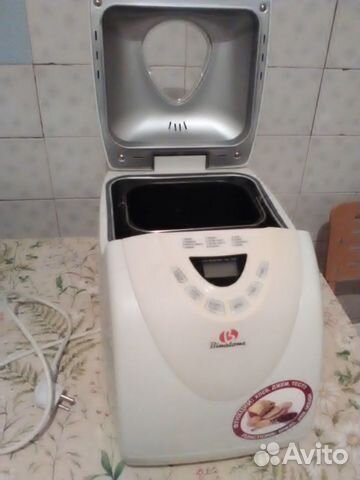 Хлебопечка Binatone новая