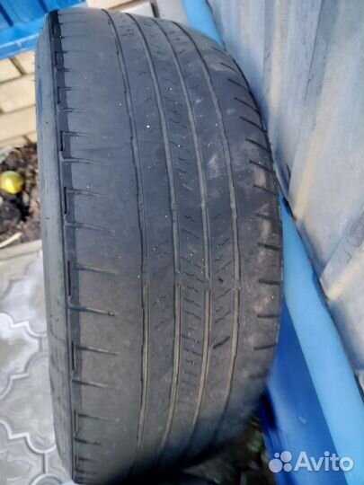 Bridgestone Dueler A/T 215/60 R17