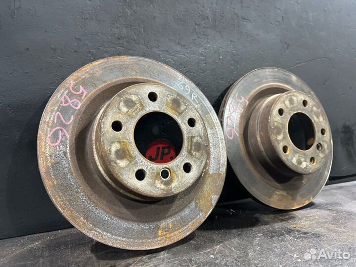 Тормозные диски заднее Bmw 3 E92 N46B20 2007