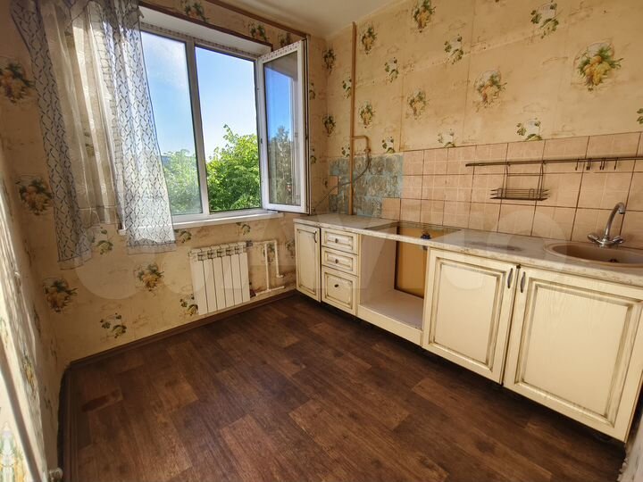 2-к. квартира, 45 м², 4/9 эт.