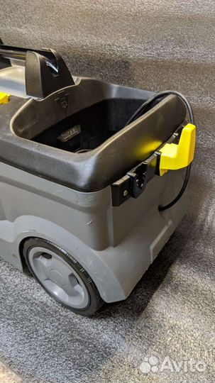 Моющий пылесос karcher puzzi 10 1