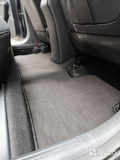 Автомобильные коврики текстильные