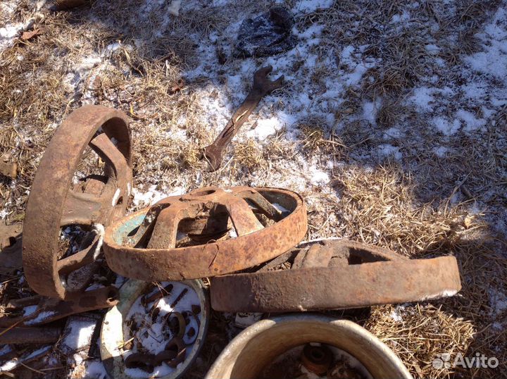 Запчасти на плуг. И дт 75