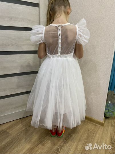 Нарядное Платье для девочки 128 134
