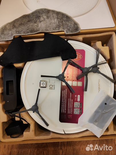 Робот пылесос polaris