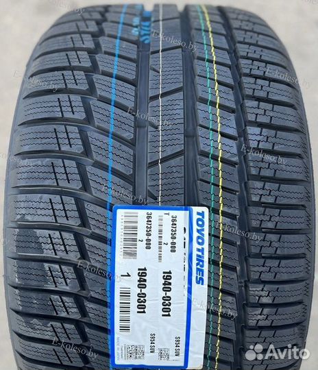 Toyo Snowprox S954 SUV 255/45 R20