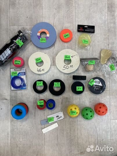 Мячи шайбы хоккейные