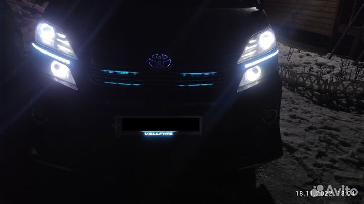 Решетка радиатора toyota vellfire 20 /25 кузов