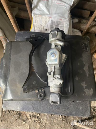 Замок зажигания mazda 3