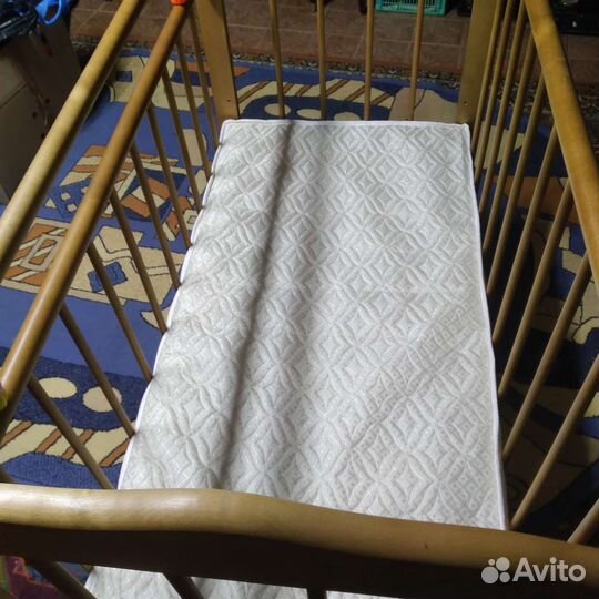 Кроватка детская