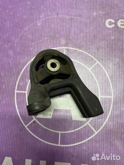 Подушка двигателя задняя Honda Cr-V 2 RD7 К20А4