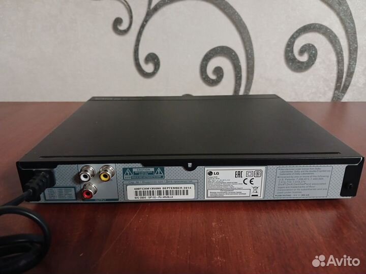 DVD плеер LG DP-132 с USB