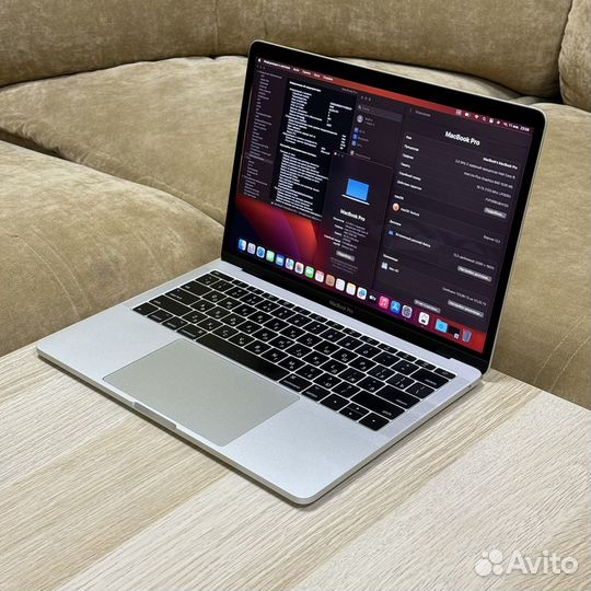 MacBook Pro 13 2017 i5/16/128 (янв1/10)