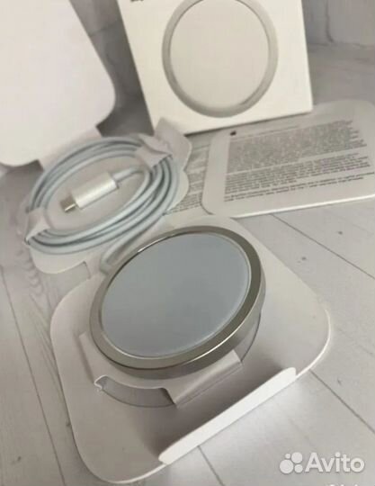 Magsafe charger / беспроводная зарядка