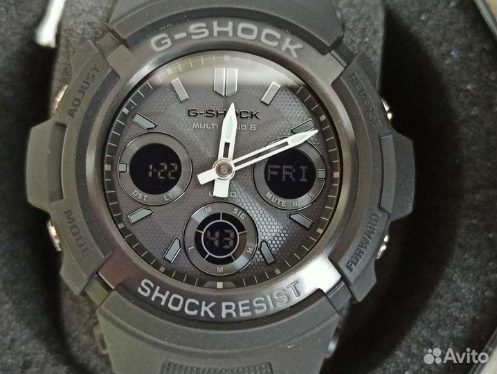 Часы Casio G-Shock AWG-M100B-1A новые Ростест