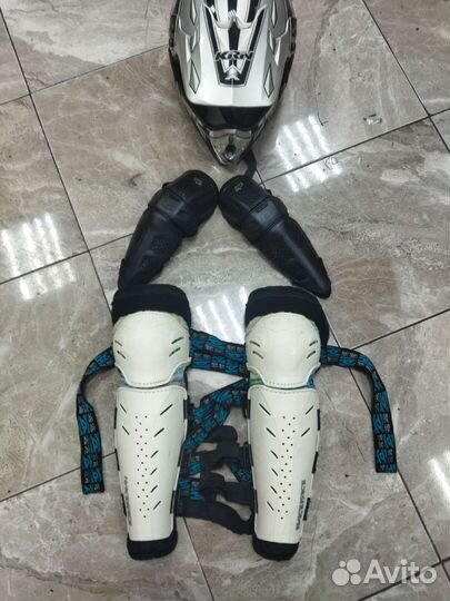 Комплект защиты для активного катания