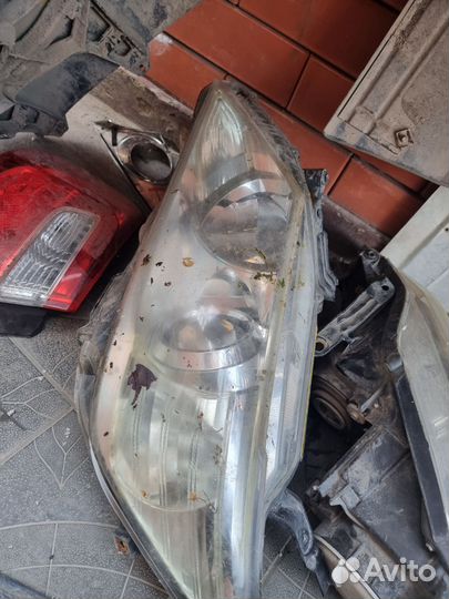 Фары на toyota camry 50