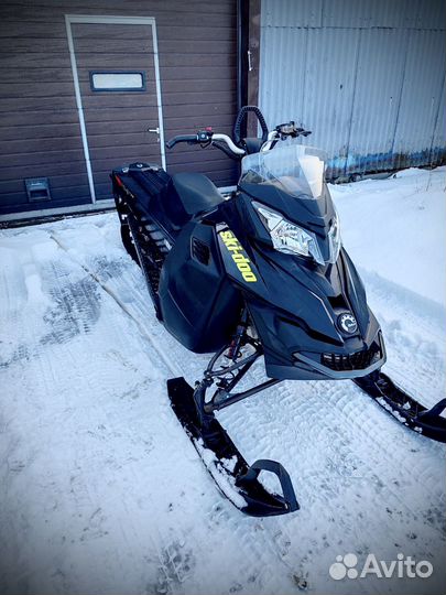 Продам снегоход Ski Doo summit 800 Etek xm 2014 г