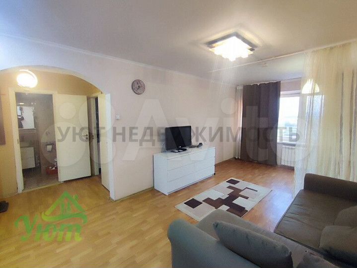 1-к. квартира, 42 м², 8/10 эт.