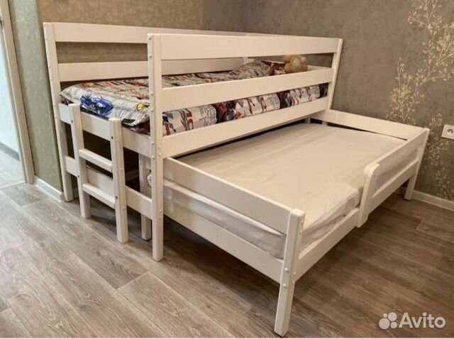 Двухярусная детская кроватка