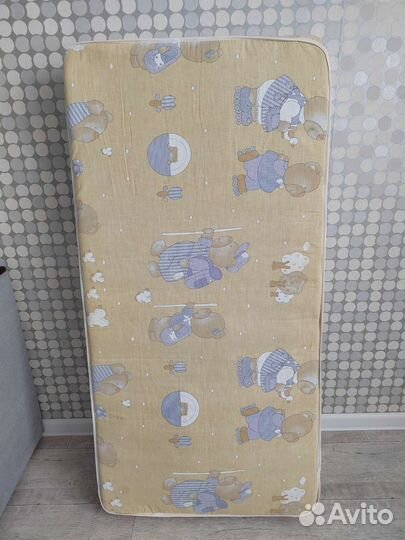 Бортики в кроватку и матрас