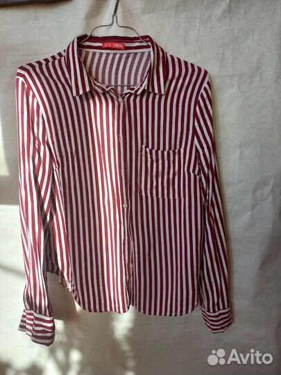 Рубашка в полоску женская