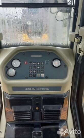 John Deere 1050J, 2012