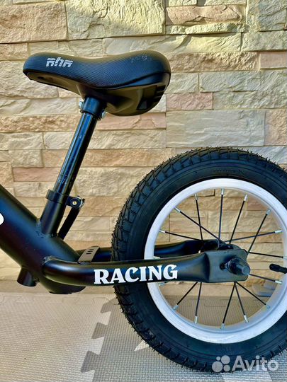 Беговел Rush hour Walker 12