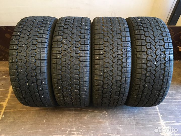 Yokohama Ice Guard F700S 215/55 R16 97Q