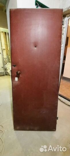 Дверь входная железная бу