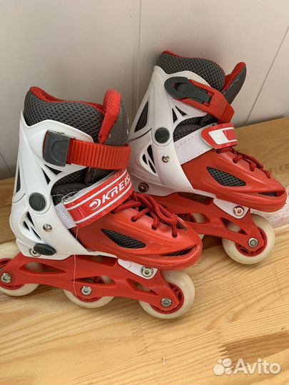 Роликовые коньки