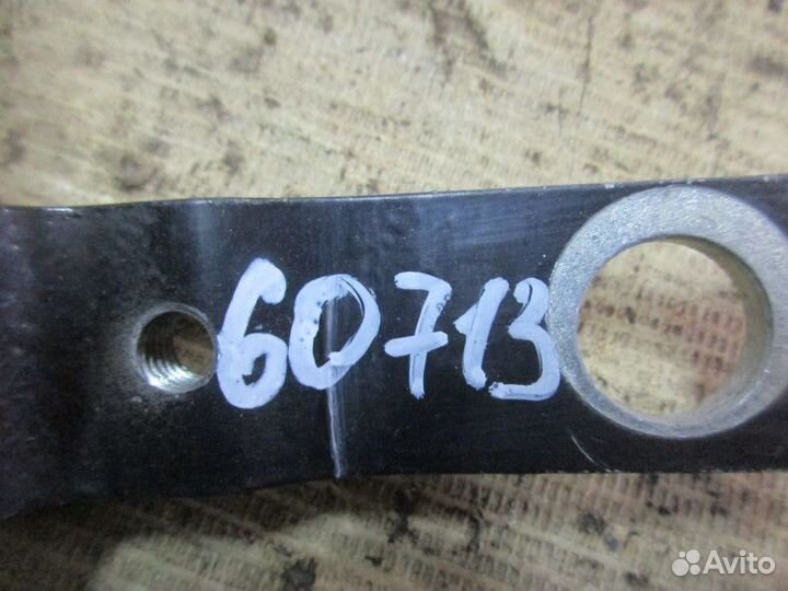 Петля двери задней правой верхняя Ford Focus III 2