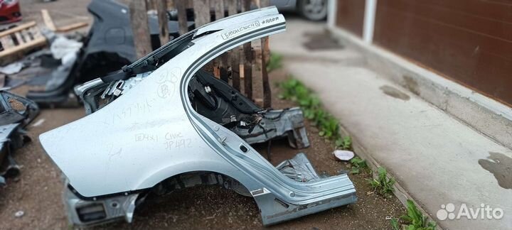 Четверть задняя правая Honda Civic 4D. Оригинал