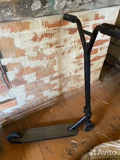 Трюковой самокат