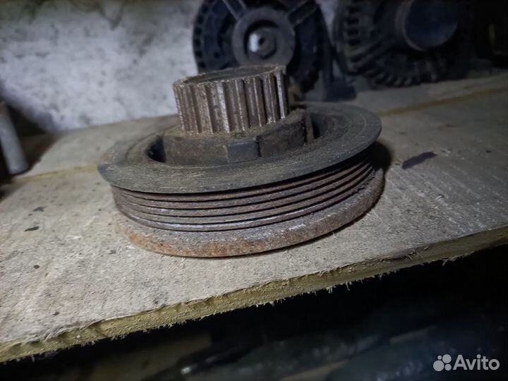 Шкив коленвала Volvo S80 2.4 B5244S 2003