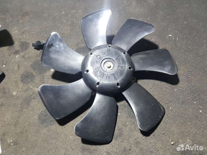Вентилятор охлаждения Peugeot 4007