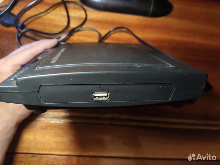 Dvd проигрыватель с USB. Supra dvs-202x