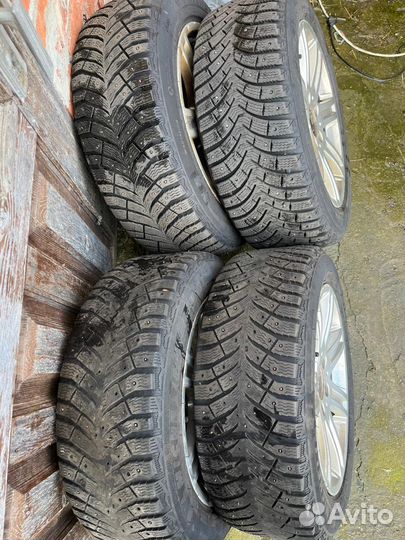 Michelin X-Ice North 4 205/55 R16