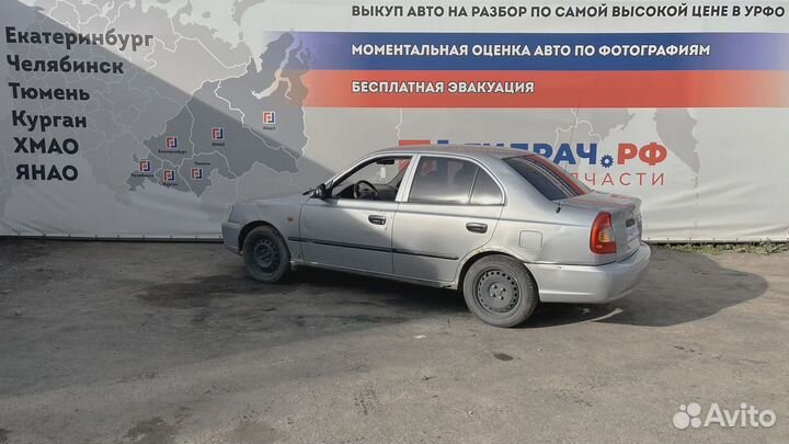 Генератор Hyundai Accent (LC) 37300-22600