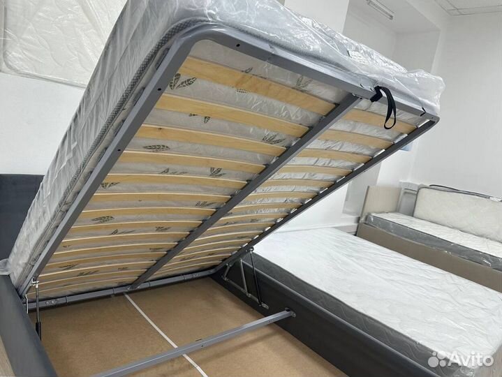 Кровать 180х200 90х200